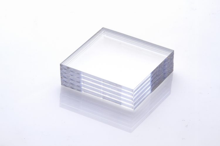 塑料（PC / PVC）
